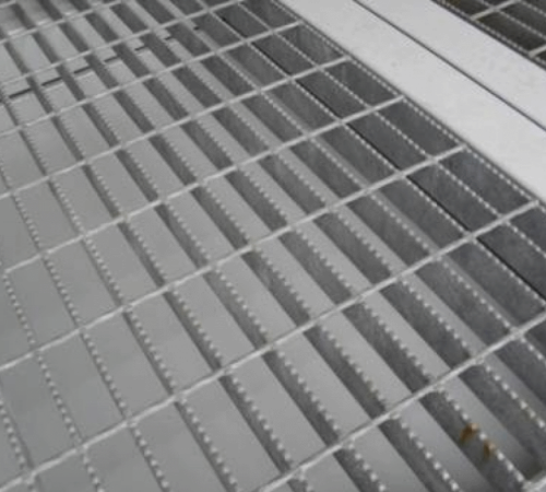 20Ft X 8Ft Open Mesh Floor Bunded Store