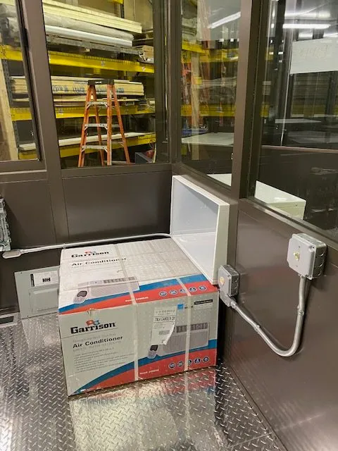Guard Booth 6 8