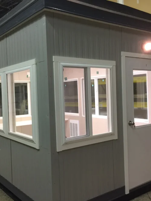8×12 Guard Booth