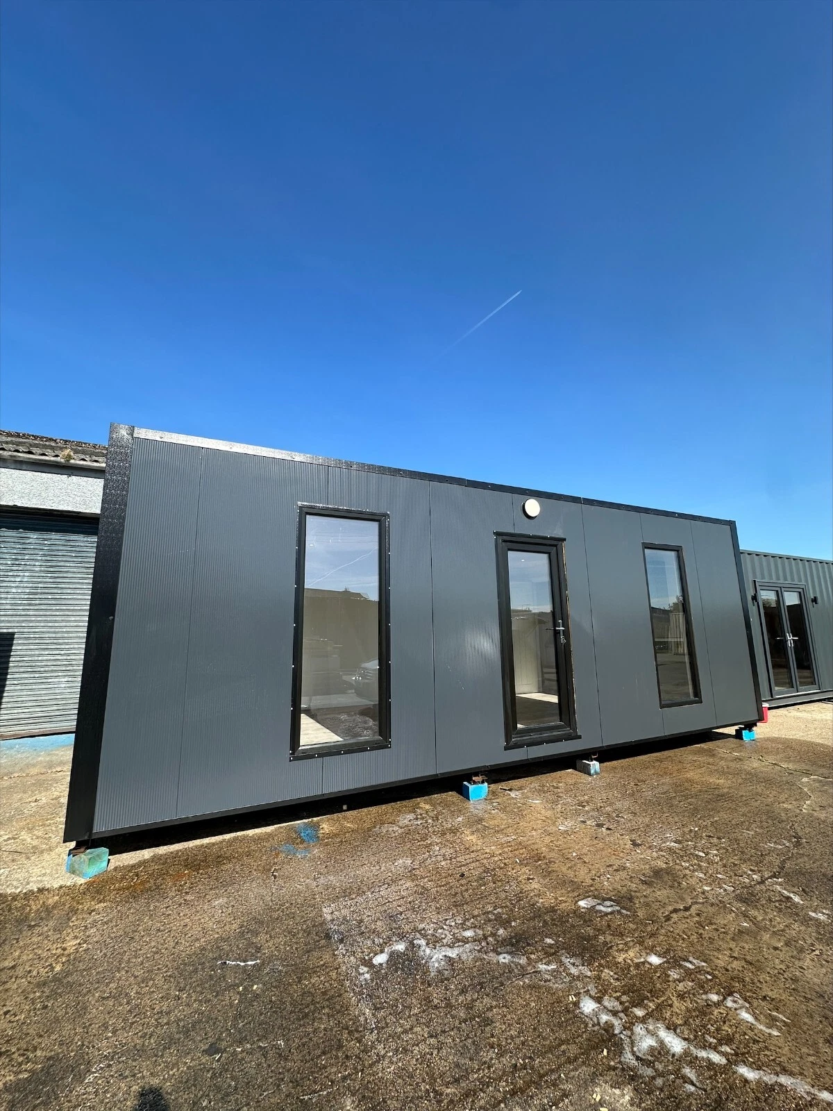 7.5 x 3m Office with kitchenette/WC - Image 9